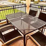 شقة Maxim