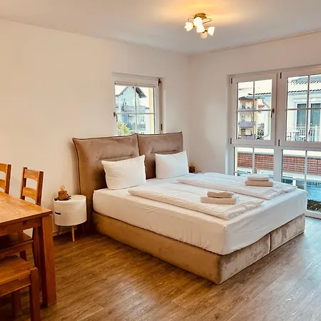 아파트 Maxim 러스트