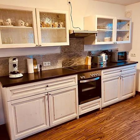 아파트 Maxim 러스트